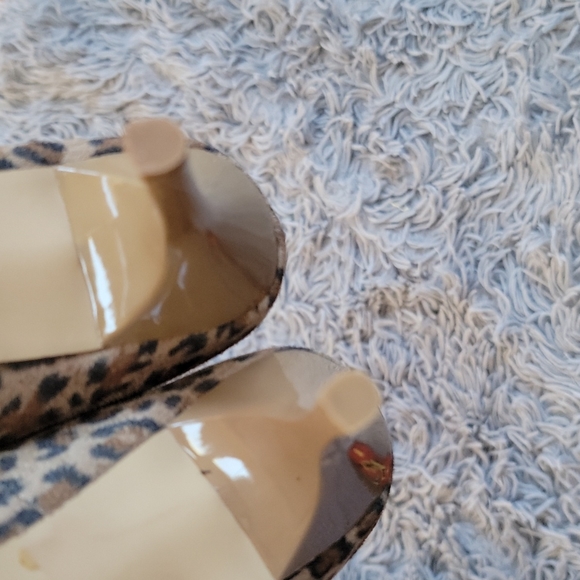 ‼️New Listing ‼️Liliana Leopard Heels - Picture 7 of 7